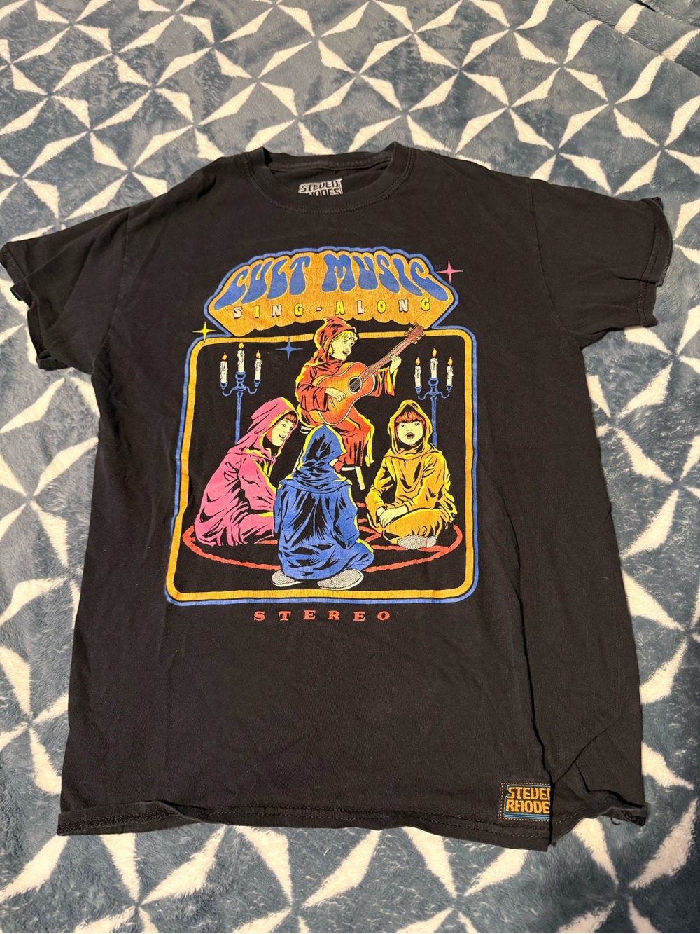 Steven Rhodes Cult Music Sing-Along Graphic Tee — Black